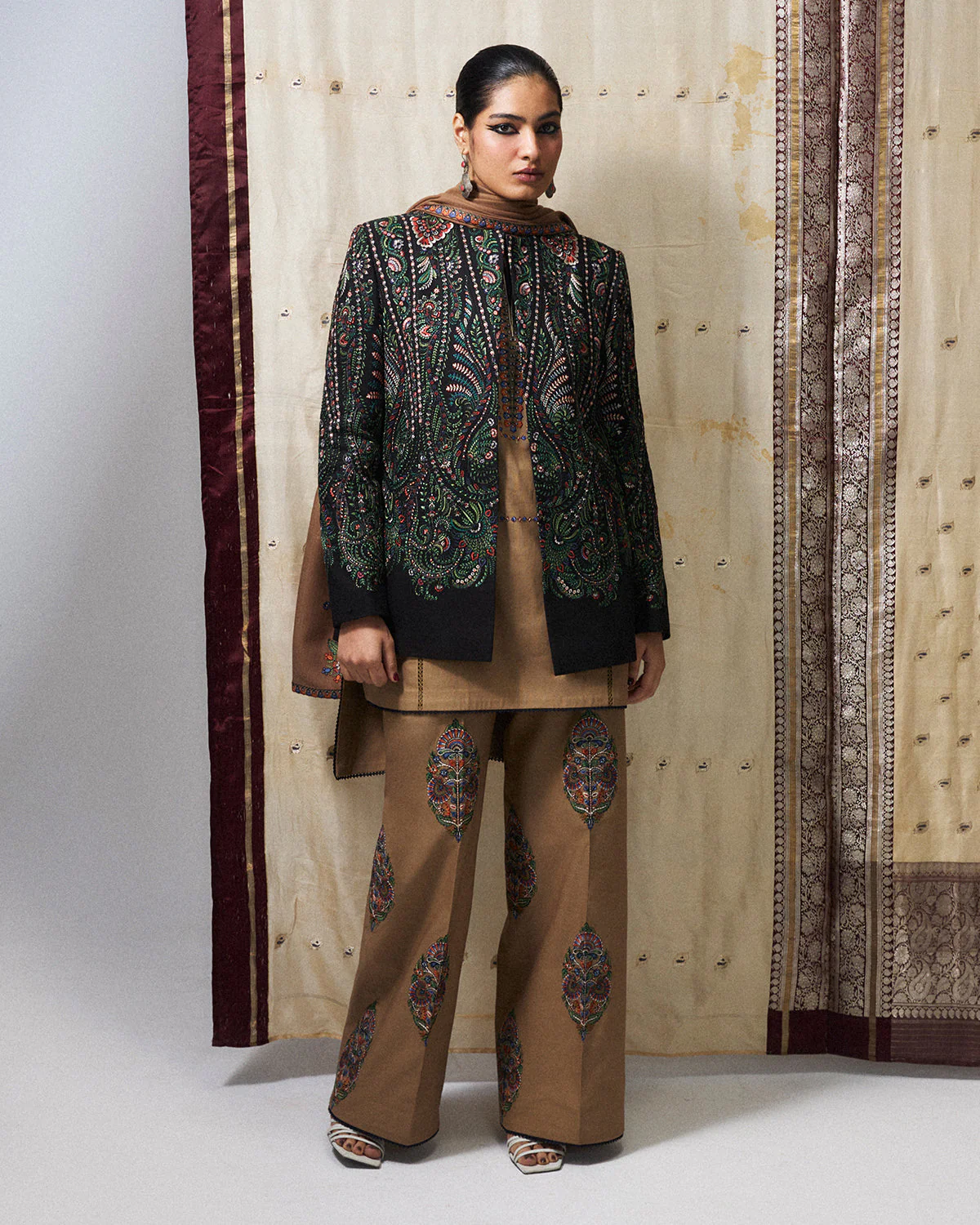 Najma Scarf - Image 4