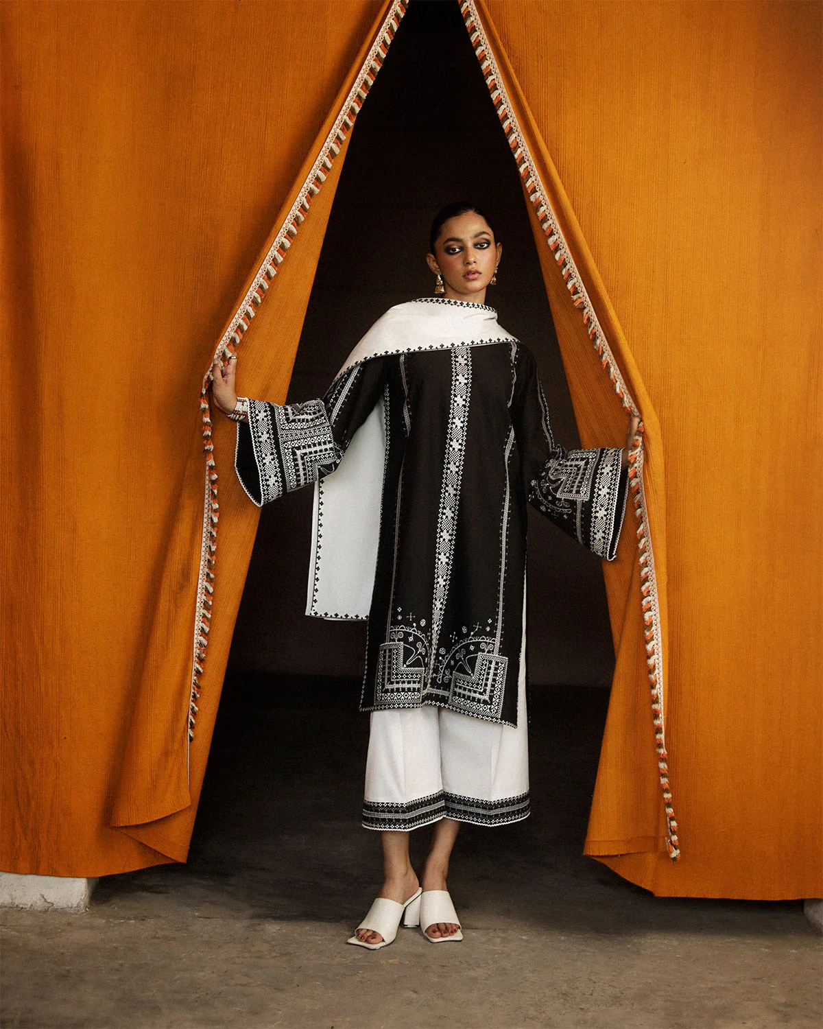 Raven - Dupatta - Mix & Match - Image 4