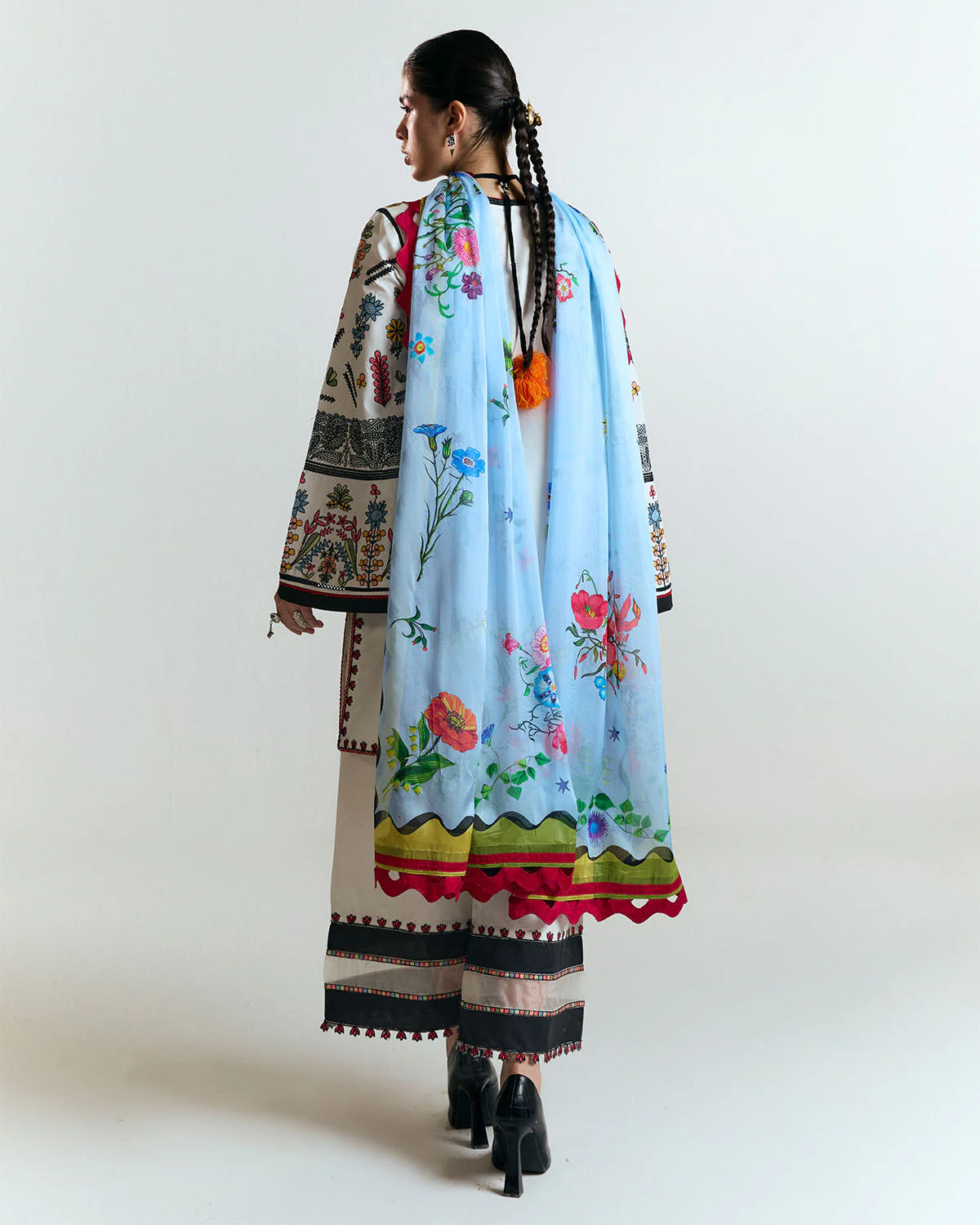 Tiya - Image 4